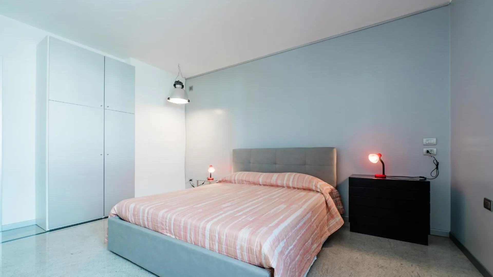 P&P Luxury Apartment Bergamo 0*,